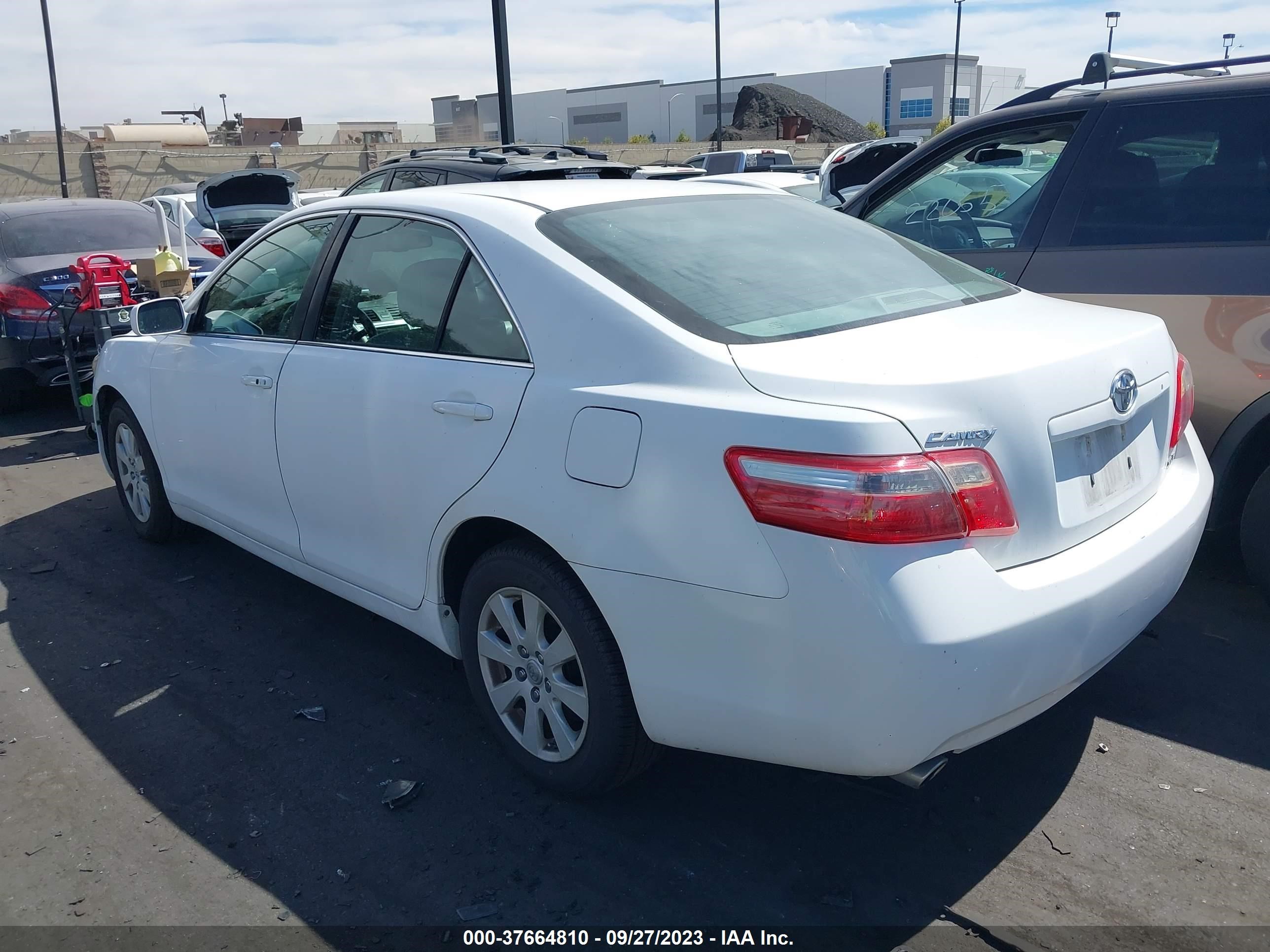 Photo 2 VIN: 4T1BK46K59U580754 - TOYOTA CAMRY 