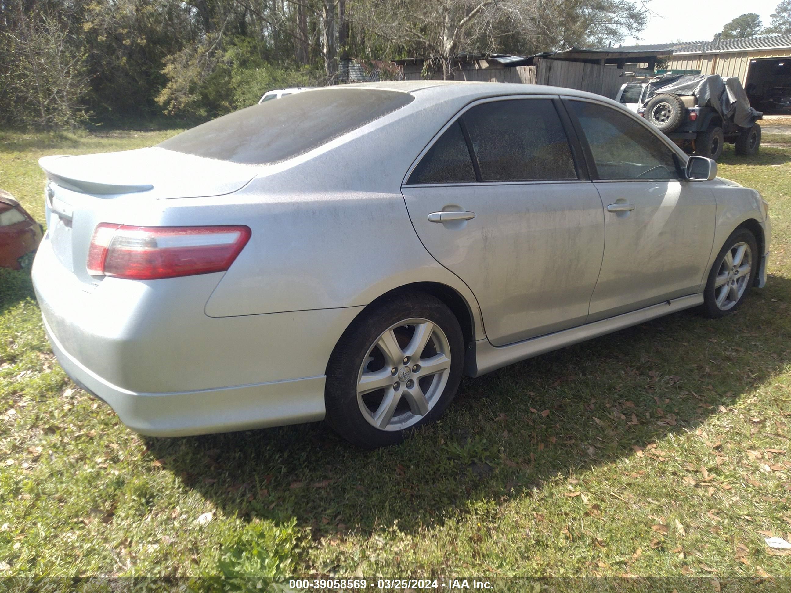 Photo 3 VIN: 4T1BK46K67U014504 - TOYOTA CAMRY 