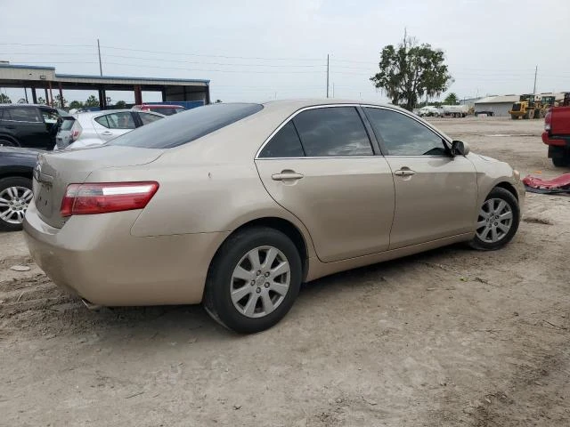 Photo 2 VIN: 4T1BK46K67U017015 - TOYOTA CAMRY LE 