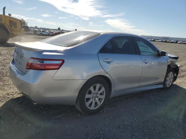 Photo 2 VIN: 4T1BK46K67U049835 - TOYOTA CAMRY LE 