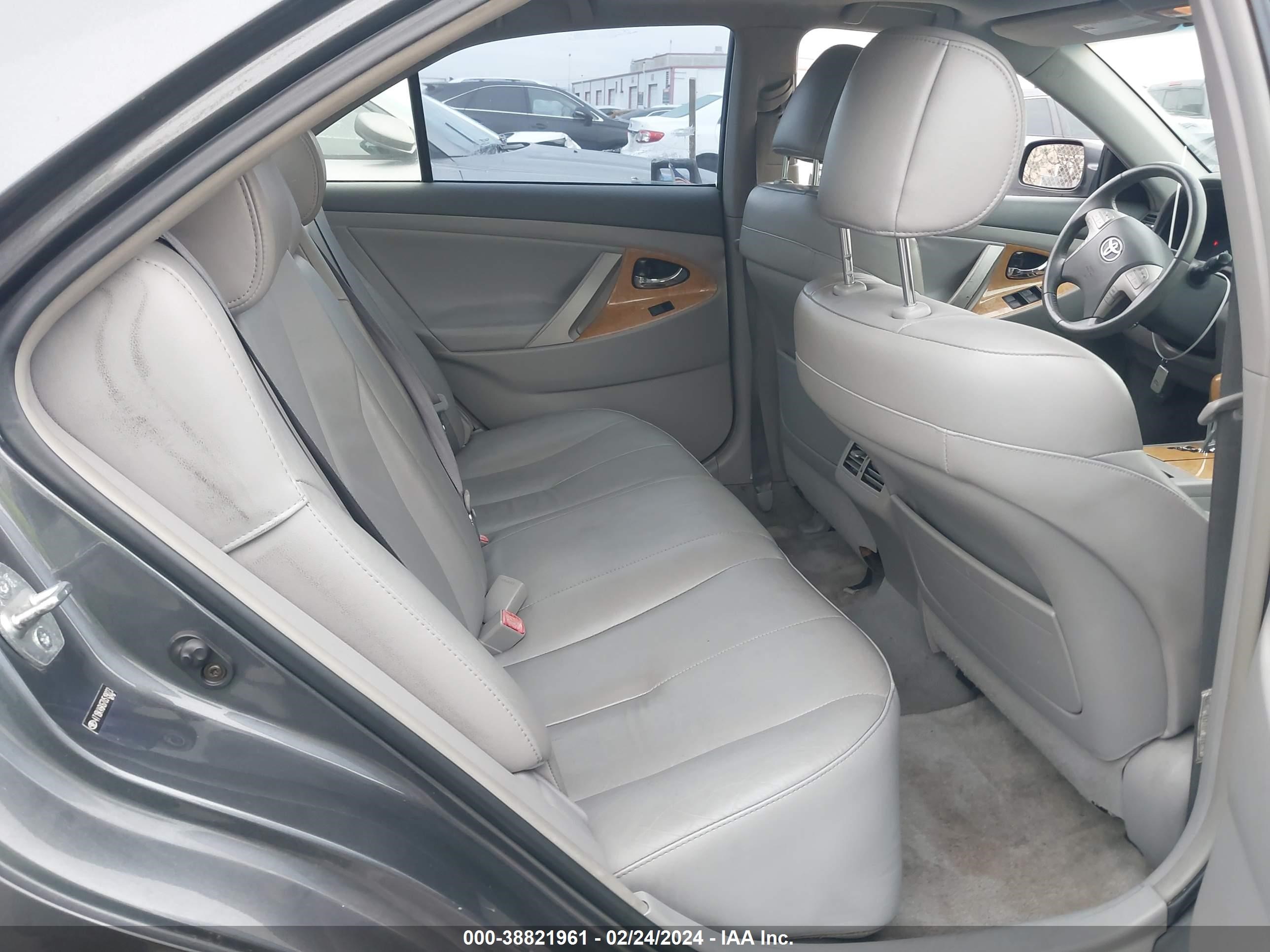 Photo 7 VIN: 4T1BK46K67U519023 - TOYOTA CAMRY 