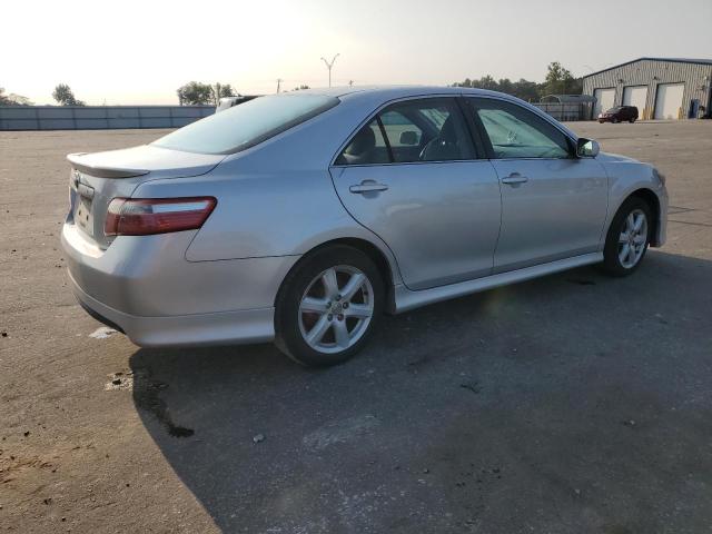 Photo 2 VIN: 4T1BK46K68U572791 - TOYOTA CAMRY LE 