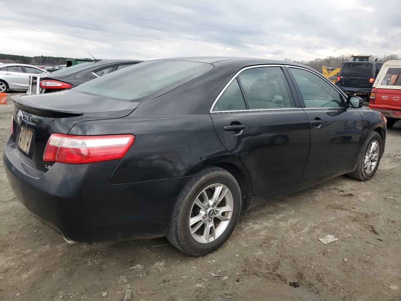 Photo 2 VIN: 4T1BK46K69U095653 - TOYOTA CAMRY 