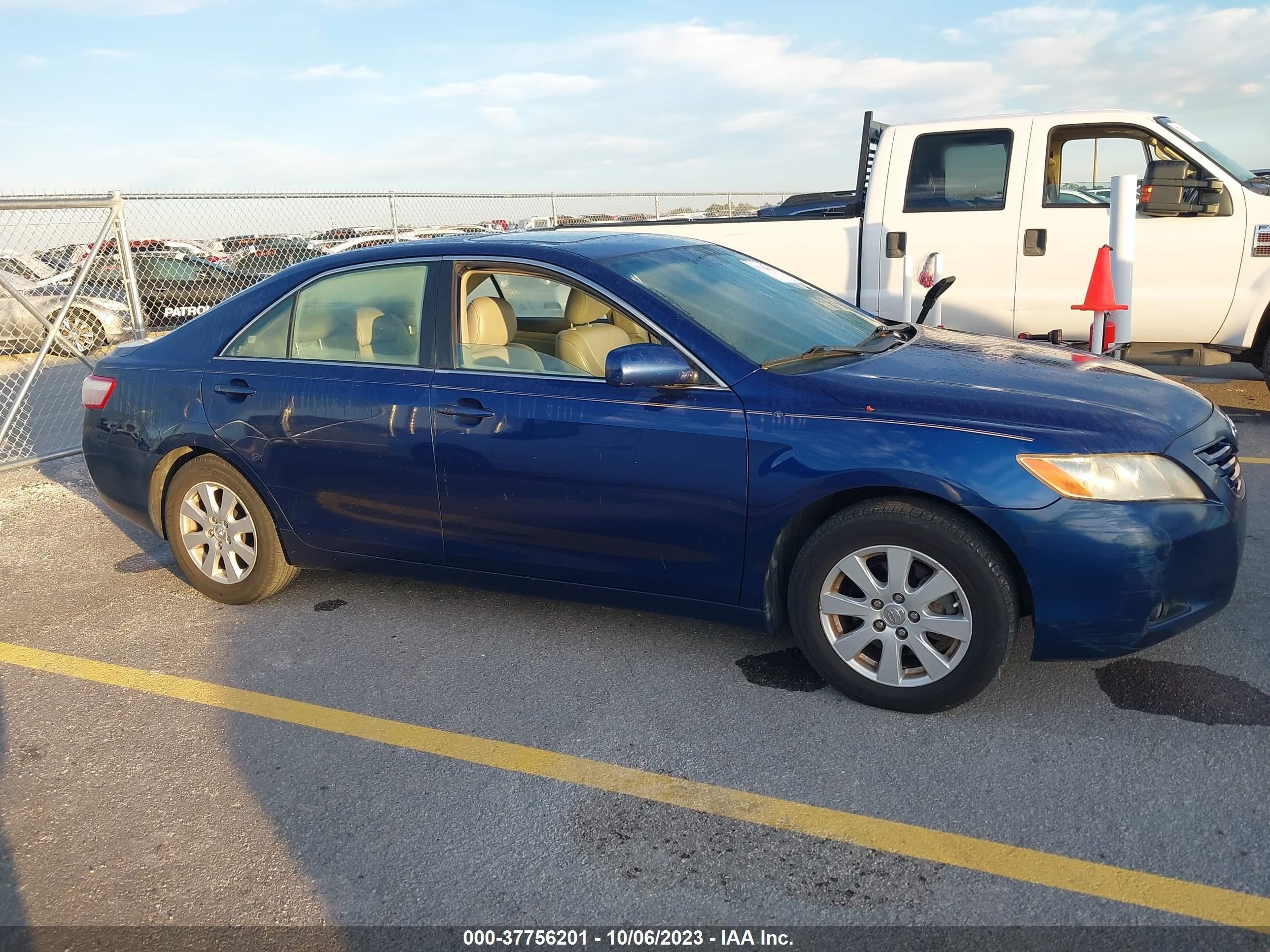 Photo 11 VIN: 4T1BK46K77U051397 - TOYOTA CAMRY 