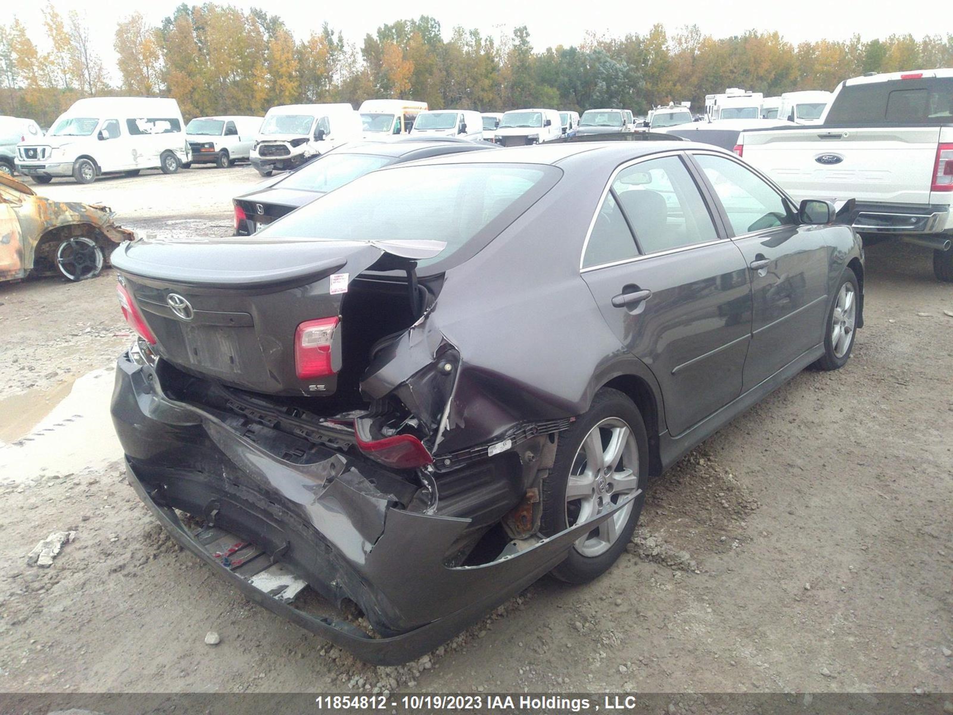 Photo 3 VIN: 4T1BK46K77U506135 - TOYOTA CAMRY 