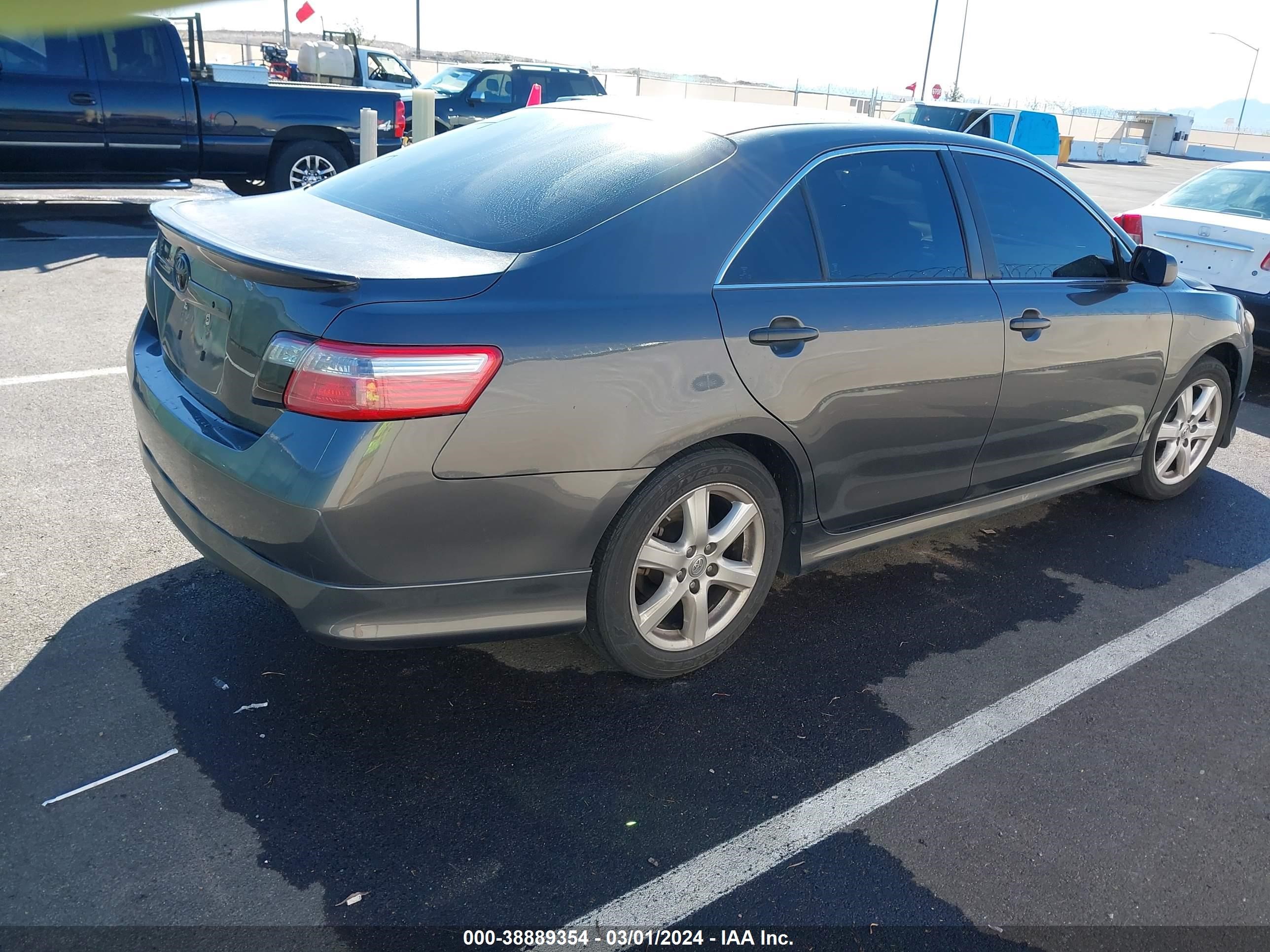 Photo 3 VIN: 4T1BK46K77U527678 - TOYOTA CAMRY 