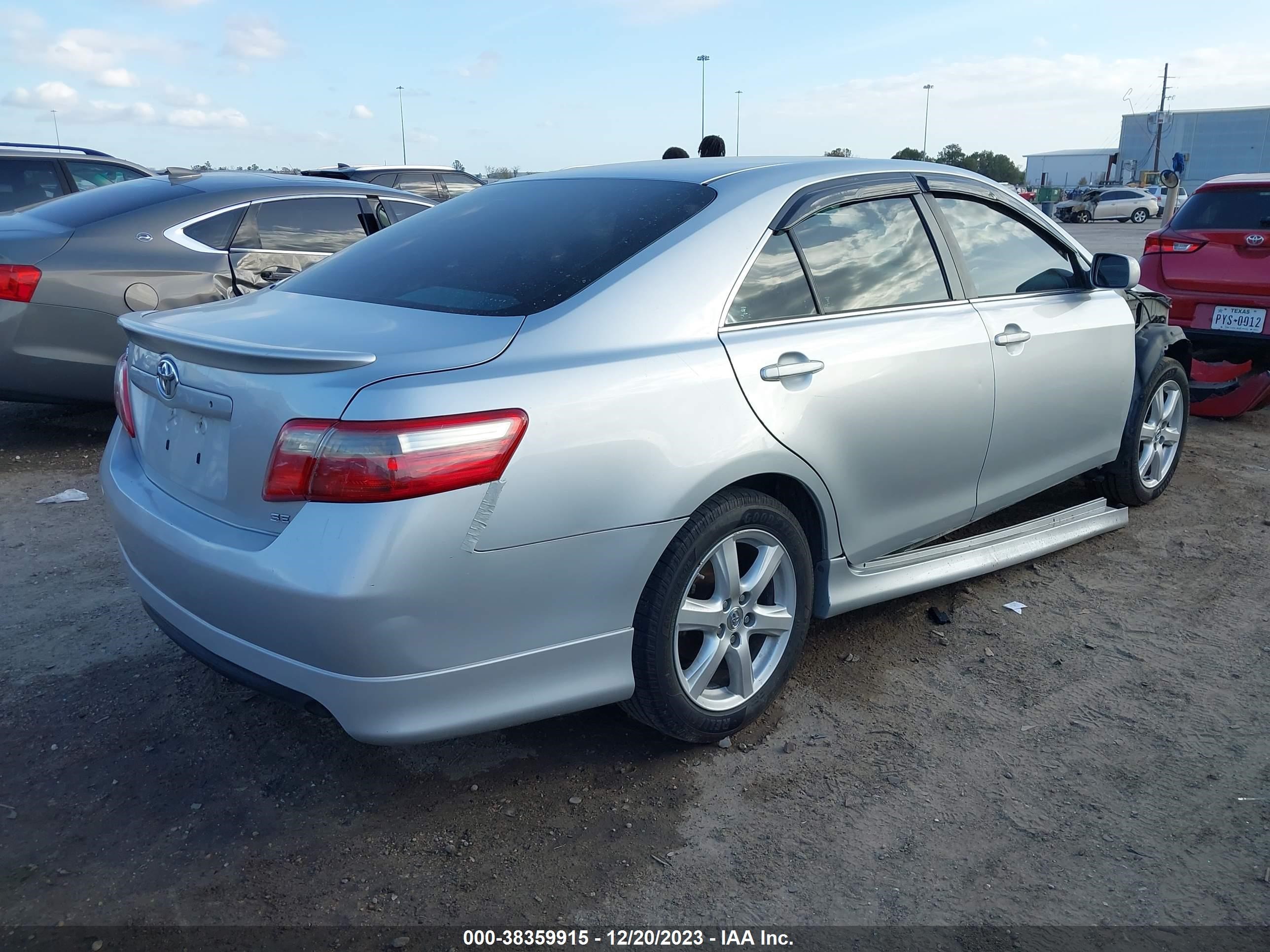 Photo 3 VIN: 4T1BK46K77U549051 - TOYOTA CAMRY 