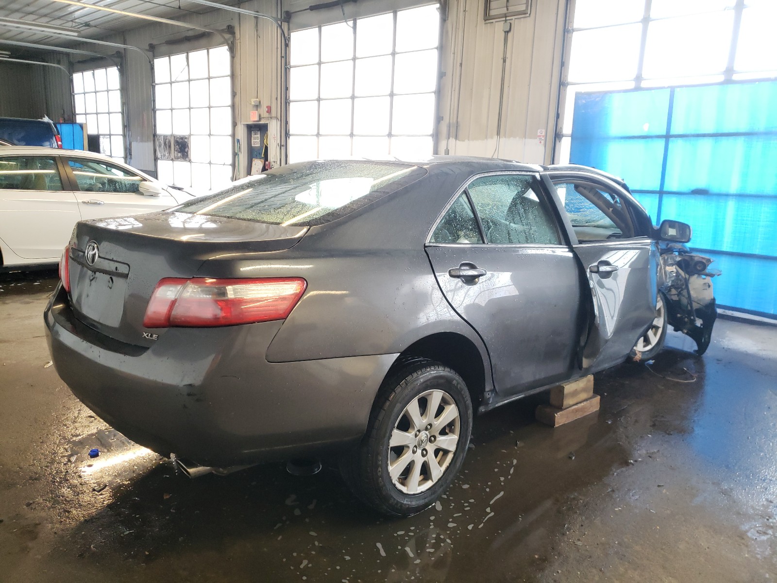 Photo 3 VIN: 4T1BK46K79U080837 - TOYOTA CAMRY SE 