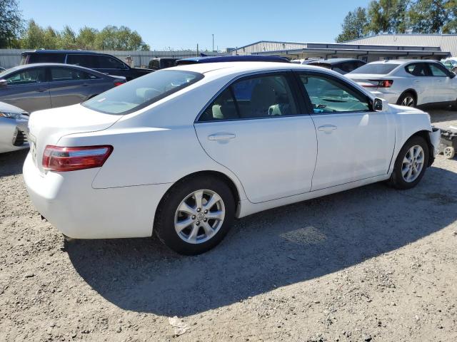 Photo 2 VIN: 4T1BK46K87U531366 - TOYOTA CAMRY LE 