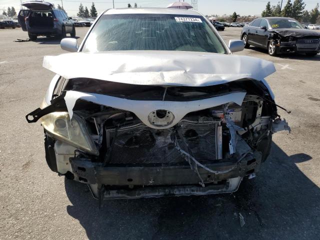 Photo 4 VIN: 4T1BK46K87U553710 - TOYOTA CAMRY LE 