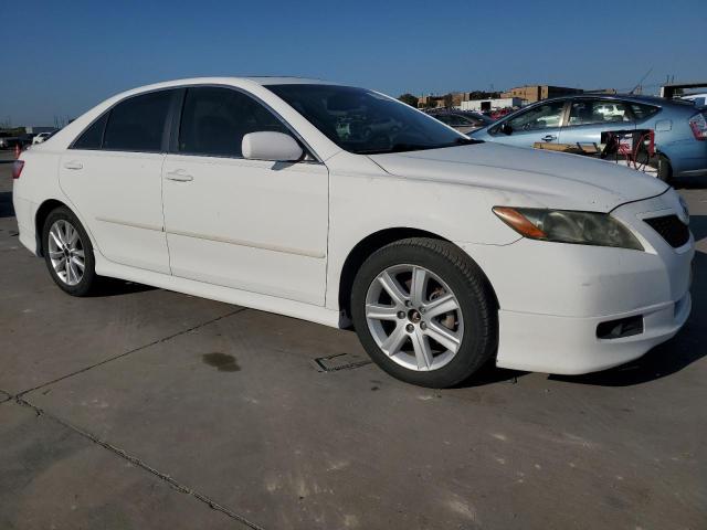 Photo 3 VIN: 4T1BK46K88U574977 - TOYOTA CAMRY LE 