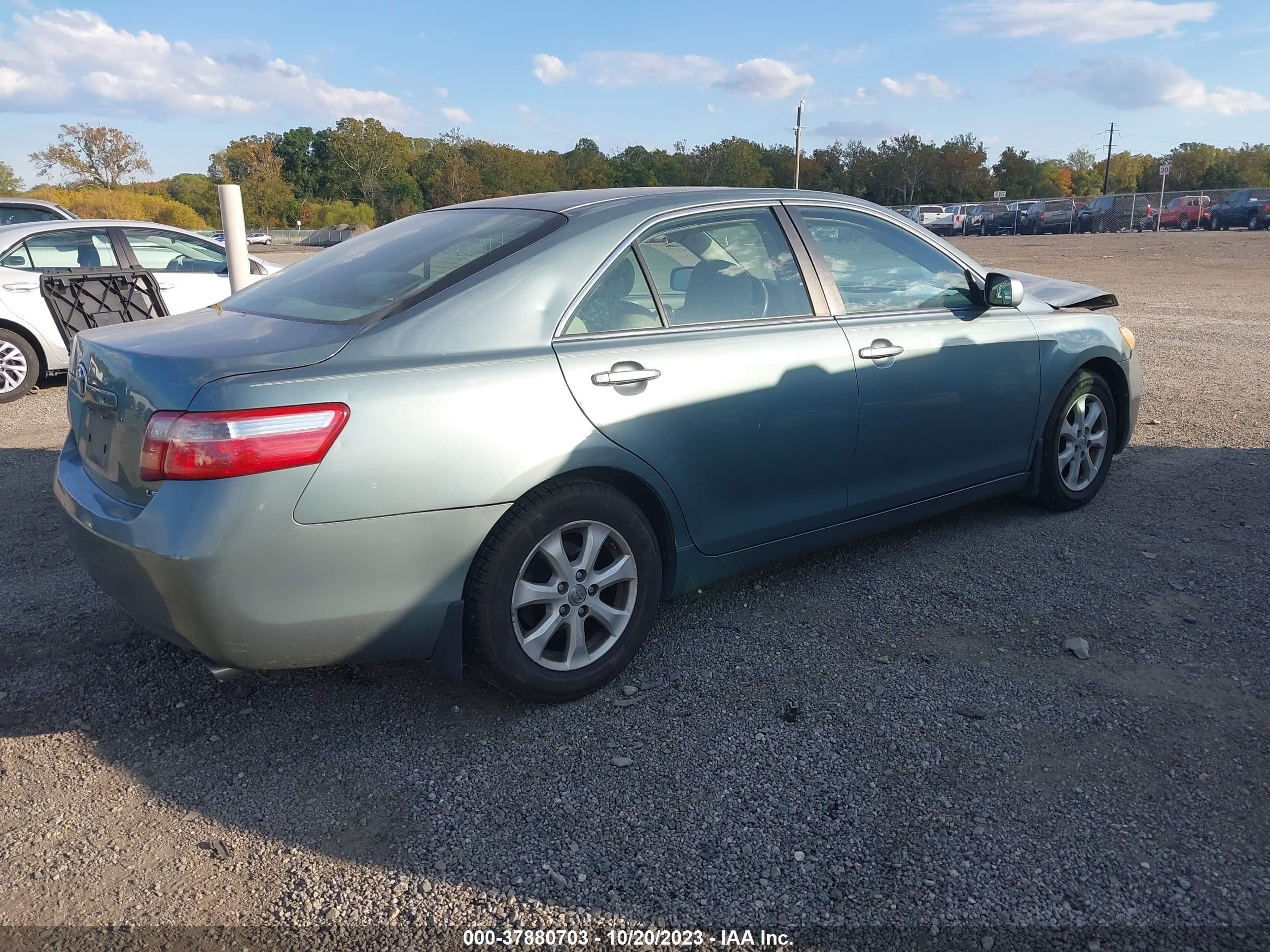 Photo 3 VIN: 4T1BK46K97U525401 - TOYOTA CAMRY 