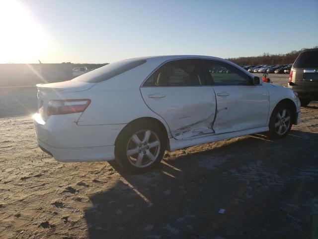 Photo 2 VIN: 4T1BK46K98U575605 - TOYOTA CAMRY 