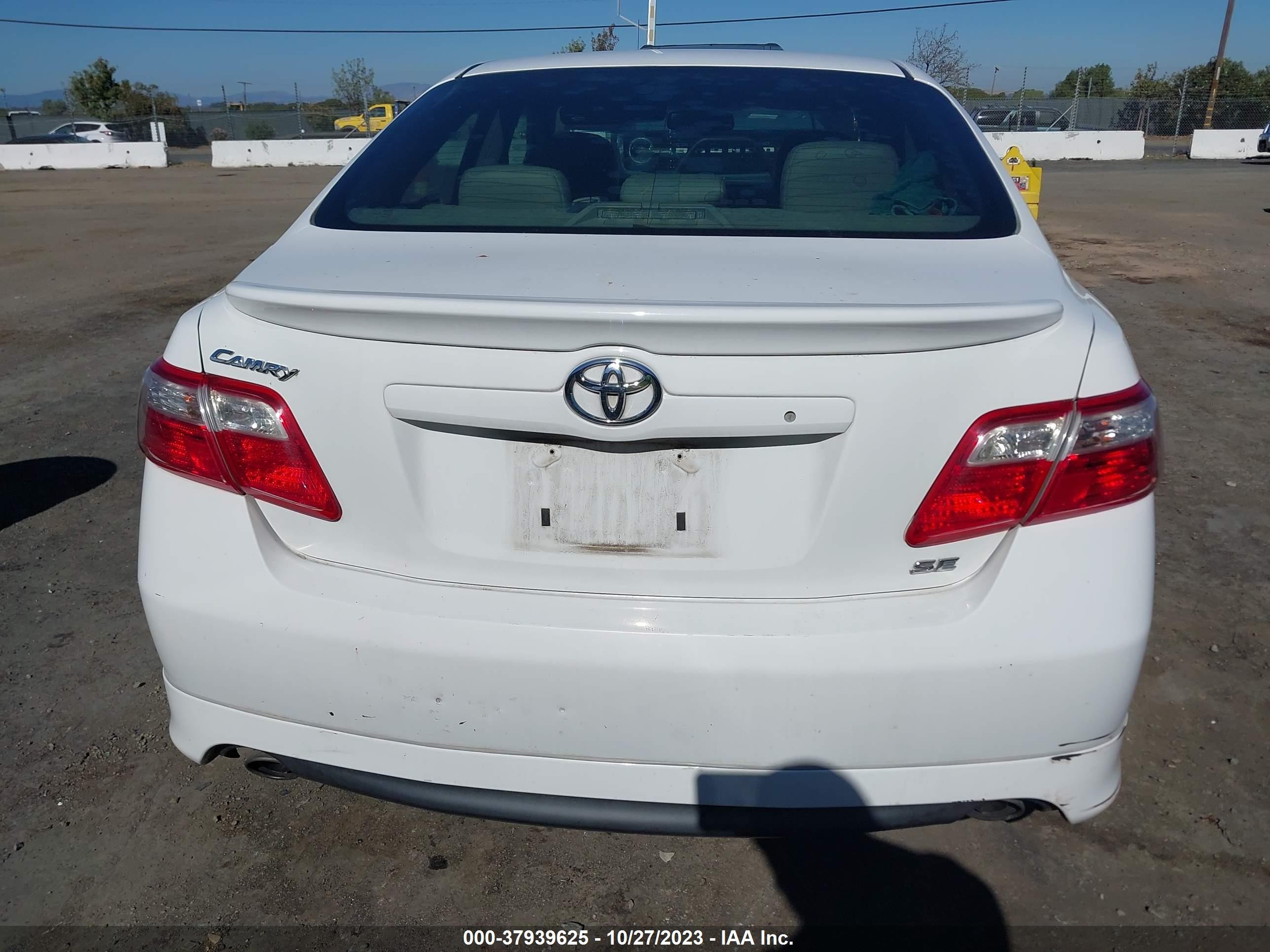 Photo 15 VIN: 4T1BK46K98U576785 - TOYOTA CAMRY 