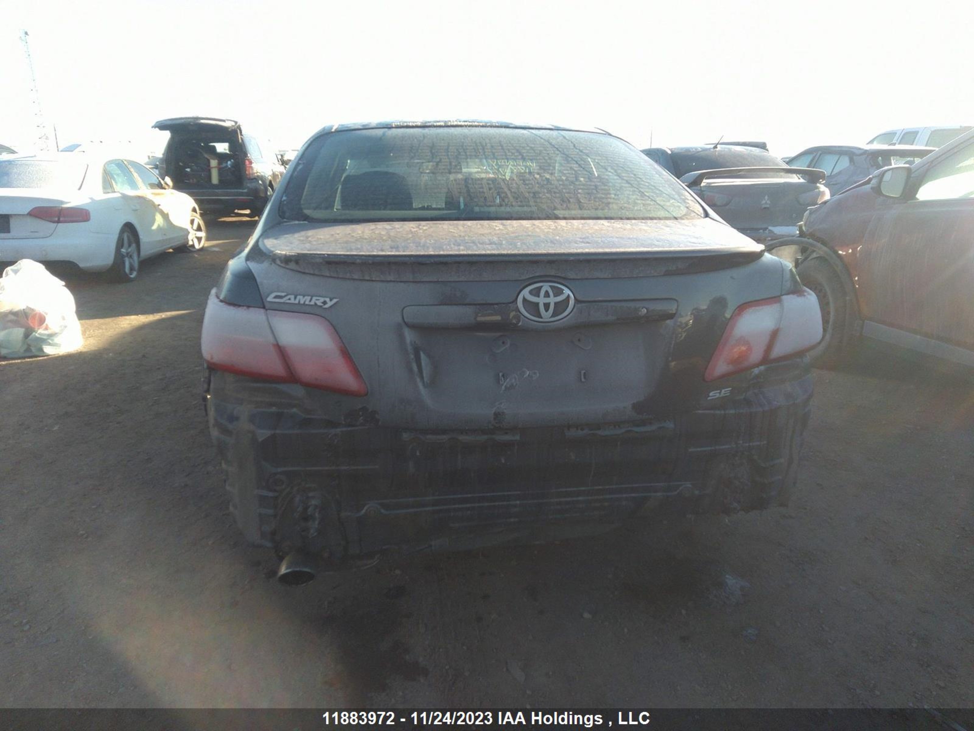 Photo 5 VIN: 4T1BK46KX7U011072 - TOYOTA CAMRY 