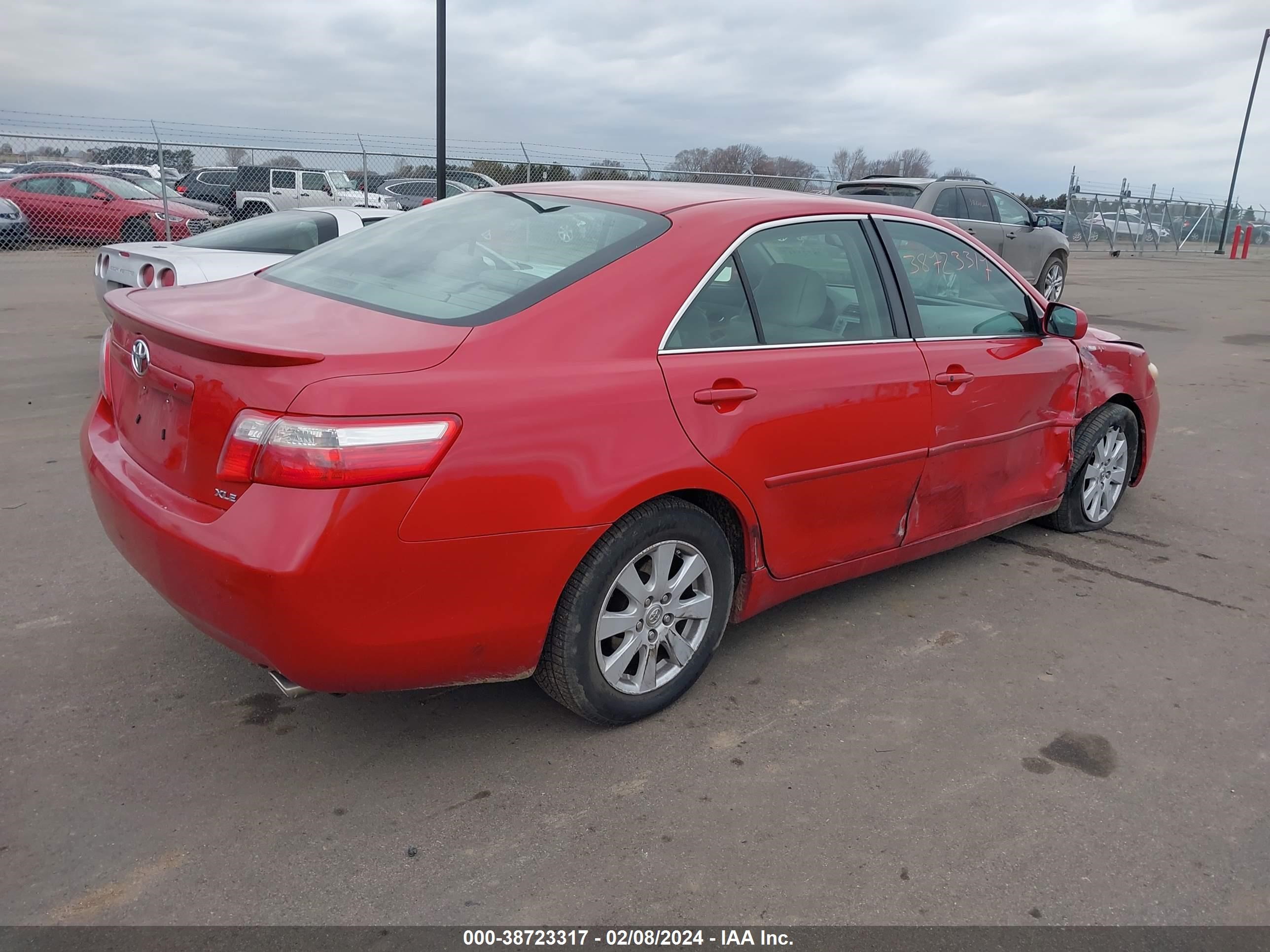 Photo 3 VIN: 4T1BK46KX7U020807 - TOYOTA CAMRY 