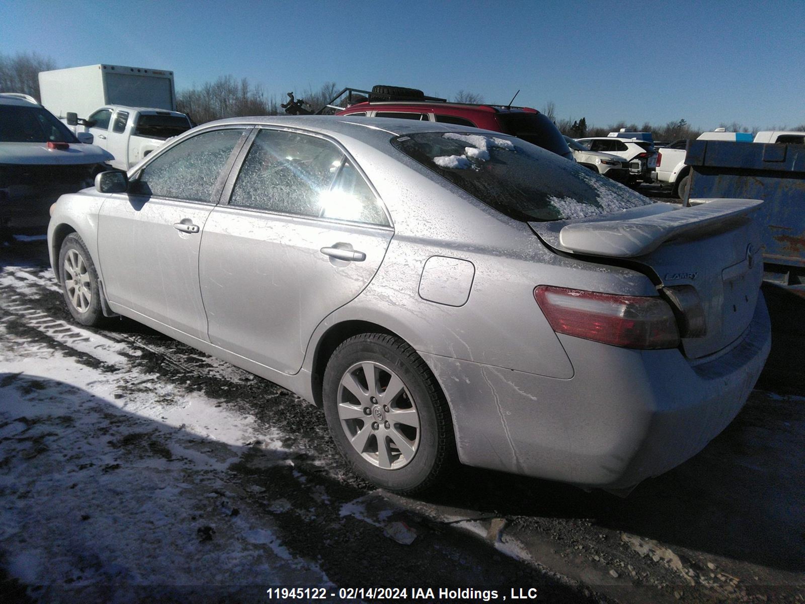 Photo 2 VIN: 4T1BK46KX7U036134 - TOYOTA CAMRY 