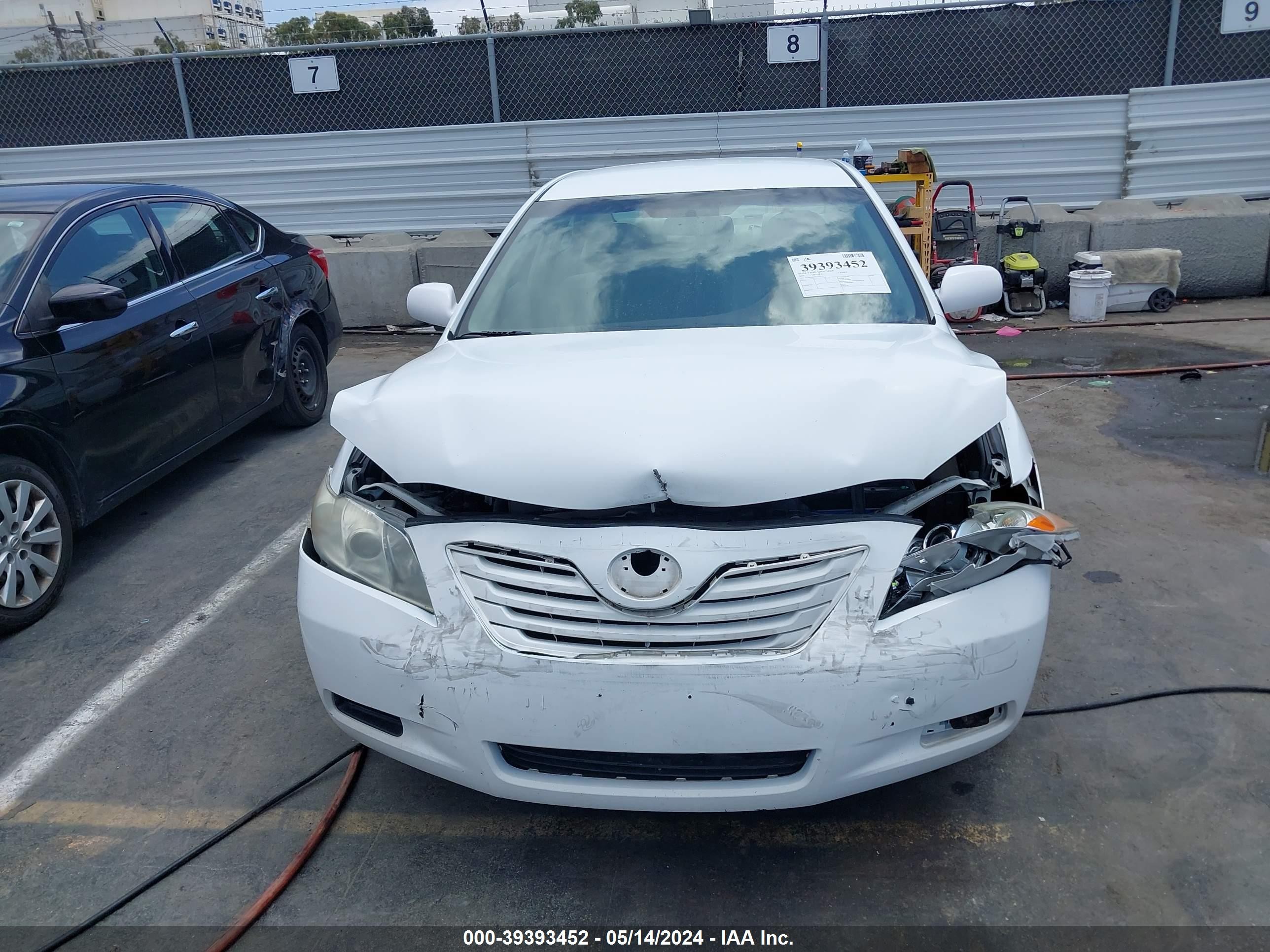 Photo 11 VIN: 4T1BK46KX7U525374 - TOYOTA CAMRY 