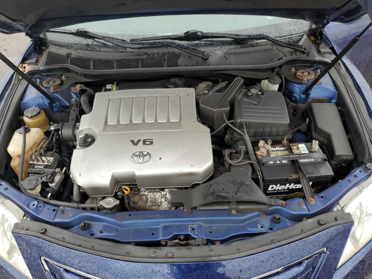 Photo 10 VIN: 4T1BK46KX8U060855 - TOYOTA CAMRY 