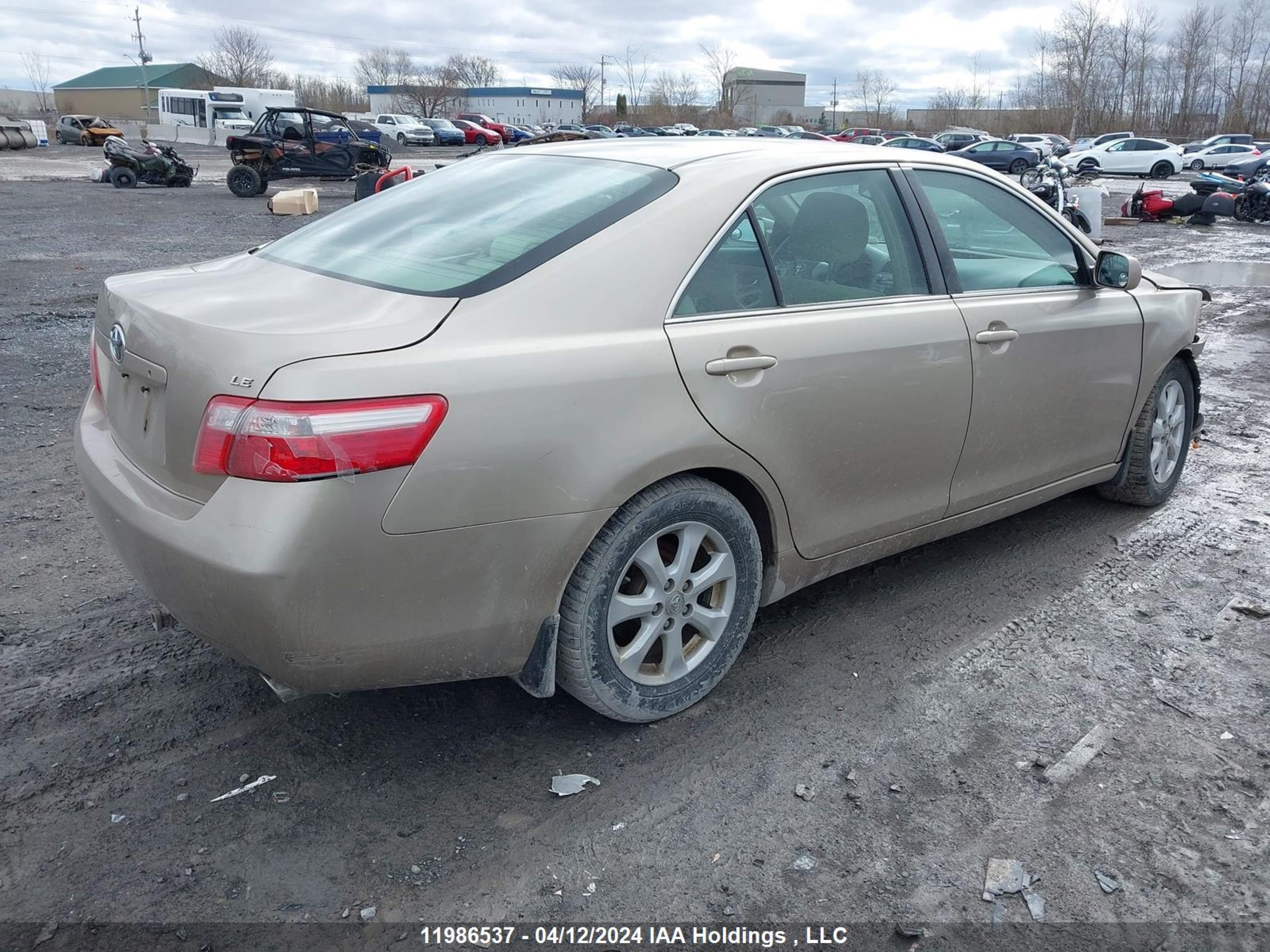 Photo 3 VIN: 4T1BK46KX8U563317 - TOYOTA CAMRY 