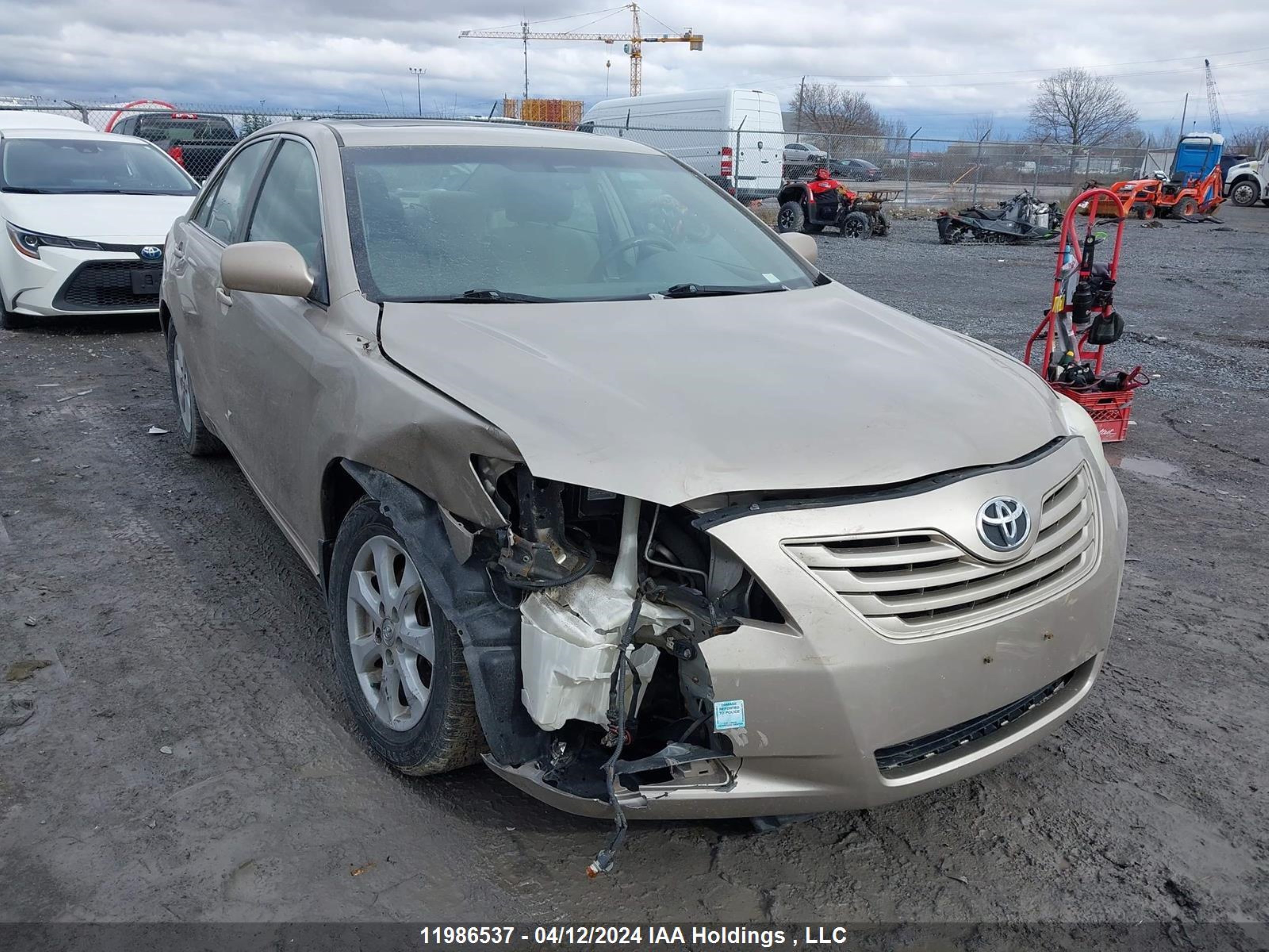 Photo 5 VIN: 4T1BK46KX8U563317 - TOYOTA CAMRY 