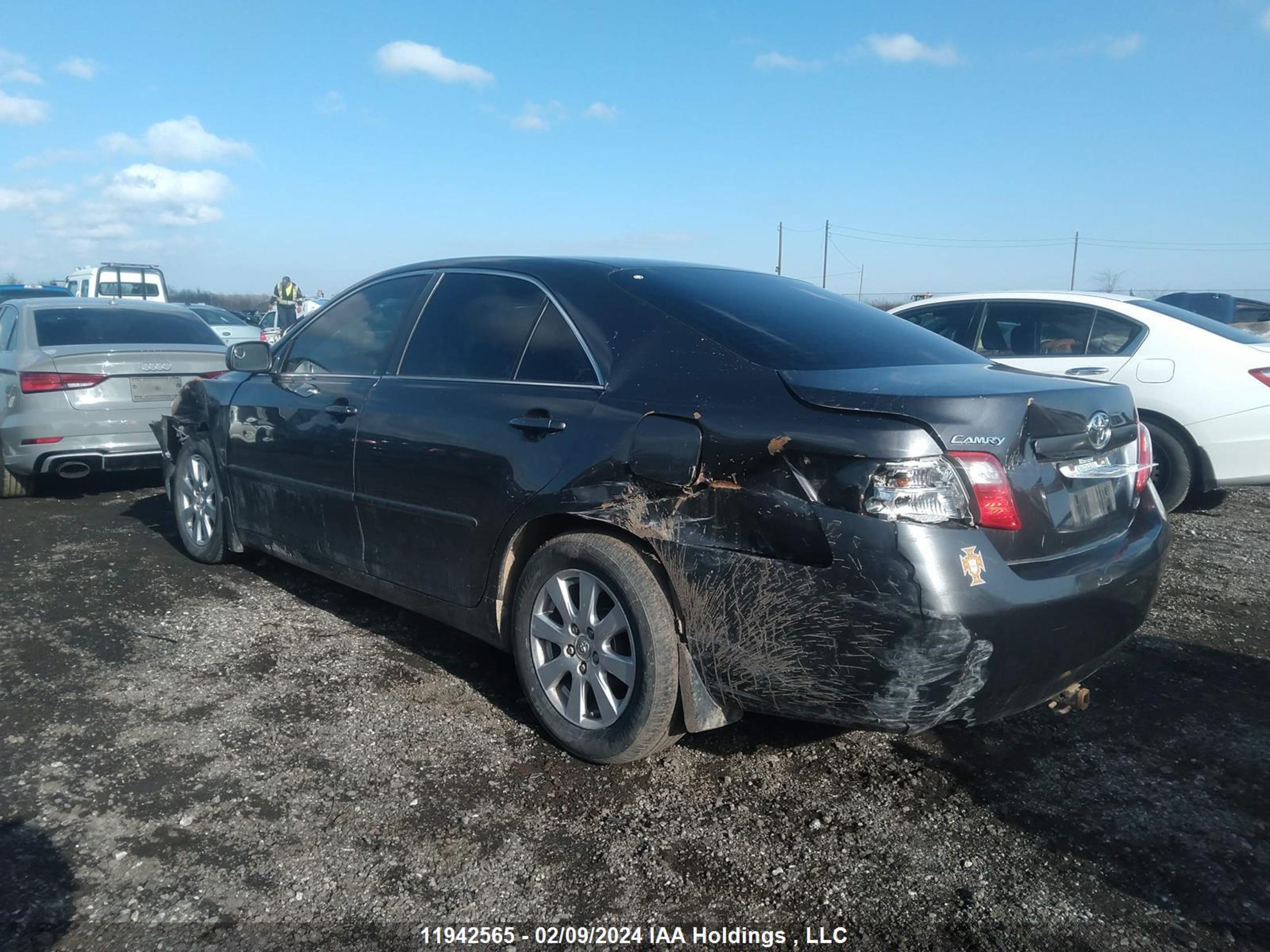 Photo 2 VIN: 4T1BK46KX9U080914 - TOYOTA CAMRY 