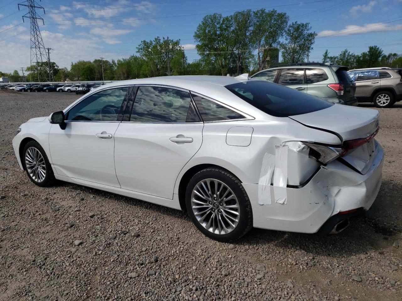 Photo 1 VIN: 4T1BZ1FB2KU017399 - TOYOTA AVALON 