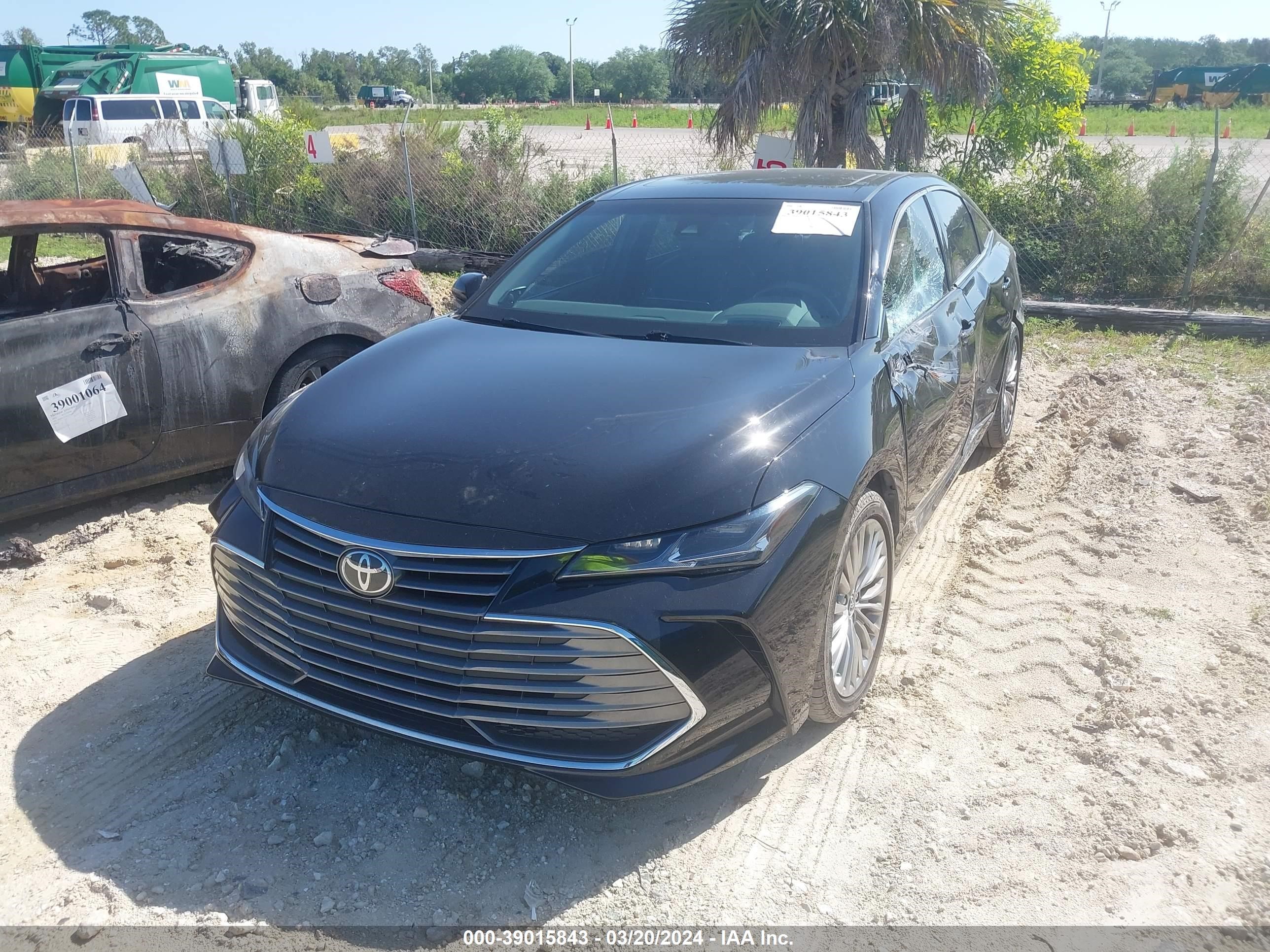 Photo 1 VIN: 4T1BZ1FB3KU008162 - TOYOTA AVALON 