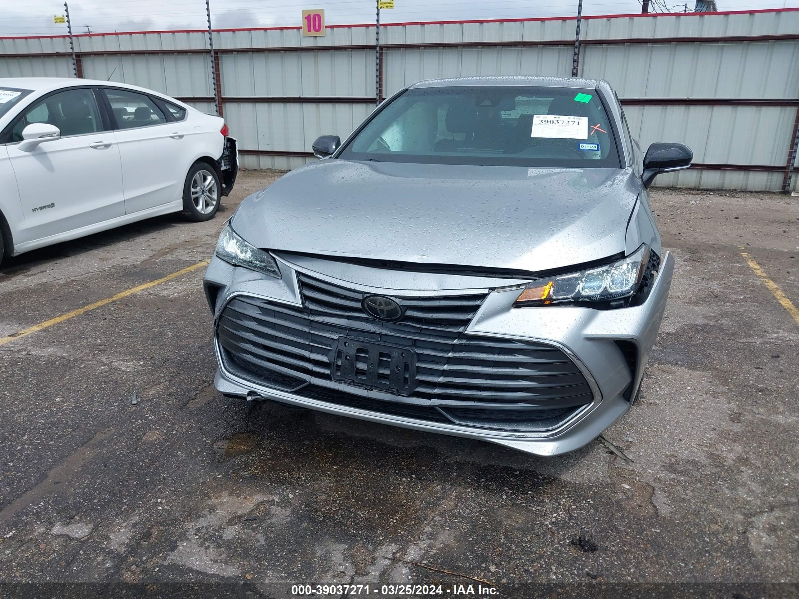 Photo 11 VIN: 4T1BZ1FB3KU019663 - TOYOTA AVALON 