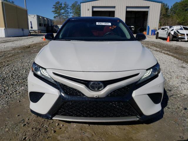 Photo 4 VIN: 4T1BZ1HK0JU013475 - TOYOTA CAMRY 