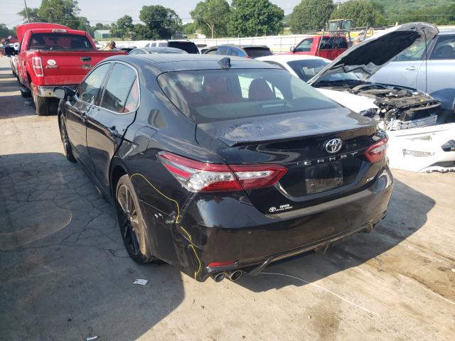 Photo 2 VIN: 4T1BZ1HK0JU019566 - TOYOTA CAMRY XSE 