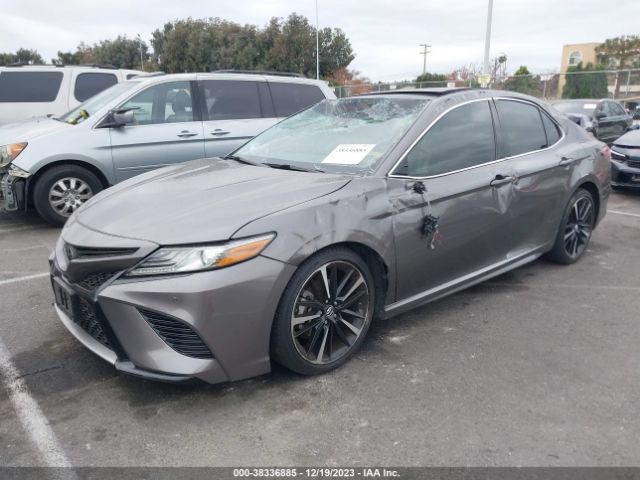 Photo 1 VIN: 4T1BZ1HK0JU503690 - TOYOTA CAMRY 