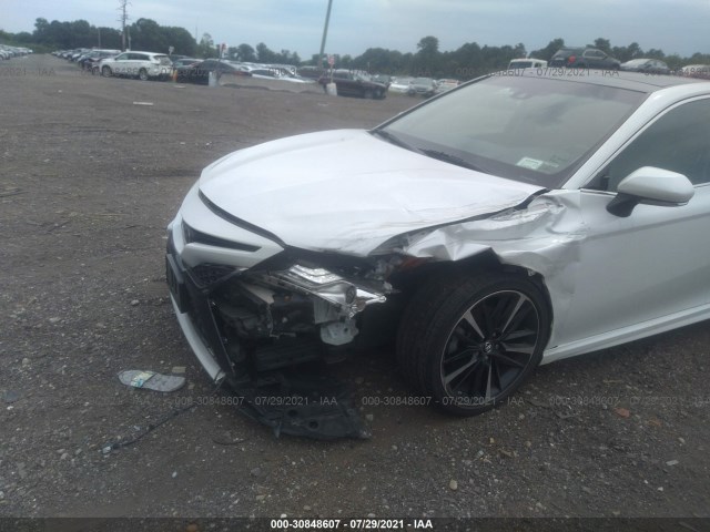 Photo 5 VIN: 4T1BZ1HK1JU004249 - TOYOTA CAMRY 