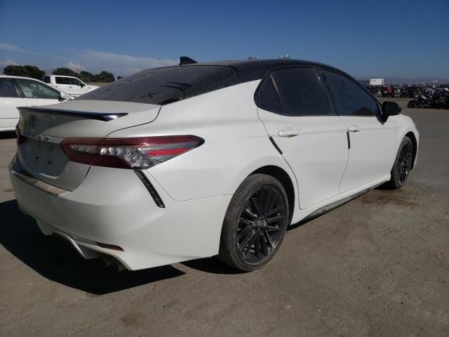 Photo 3 VIN: 4T1BZ1HK1KU023918 - TOYOTA CAMRY XSE 