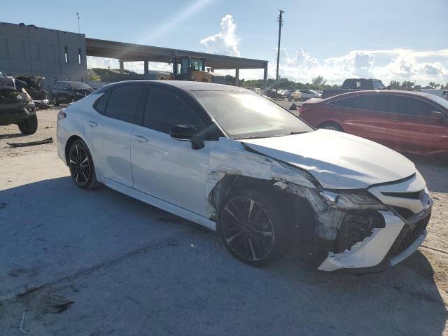 Photo 3 VIN: 4T1BZ1HK1KU026513 - TOYOTA CAMRY XSE 