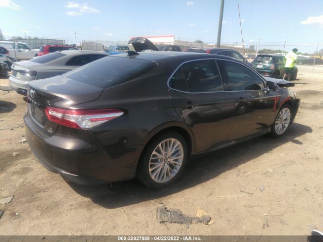 Photo 3 VIN: 4T1BZ1HK2JU004308 - TOYOTA CAMRY 