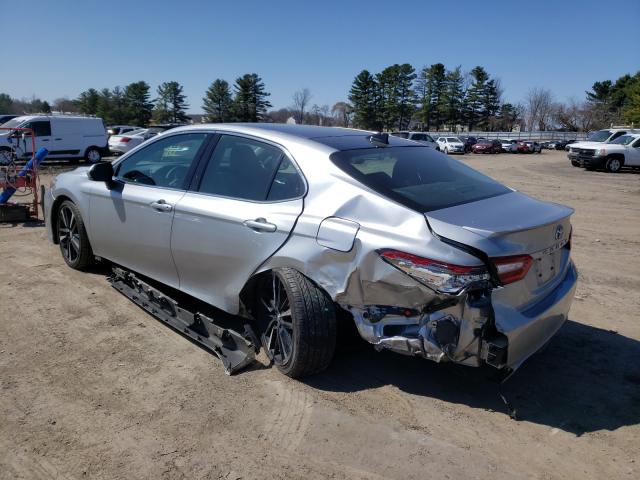 Photo 2 VIN: 4T1BZ1HK3JU009288 - TOYOTA CAMRY XSE 