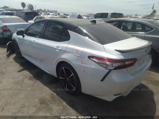 Photo 2 VIN: 4T1BZ1HK3KU028330 - TOYOTA CAMRY 