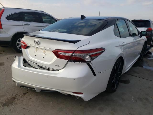 Photo 3 VIN: 4T1BZ1HK4JU018243 - TOYOTA CAMRY XSE 