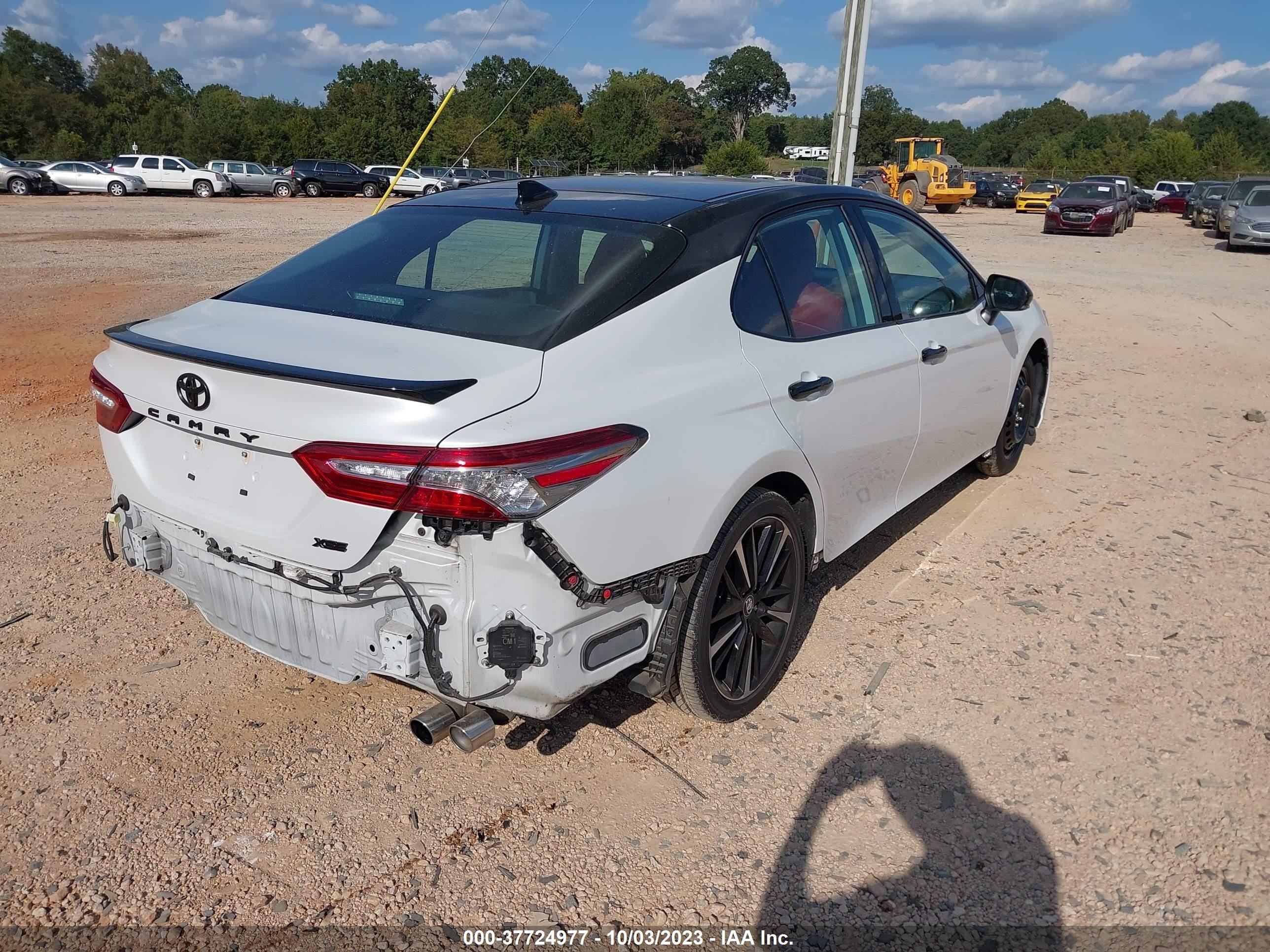 Photo 3 VIN: 4T1BZ1HK4KU032676 - TOYOTA CAMRY 