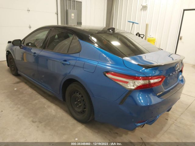 Photo 2 VIN: 4T1BZ1HK5JU013715 - TOYOTA CAMRY 