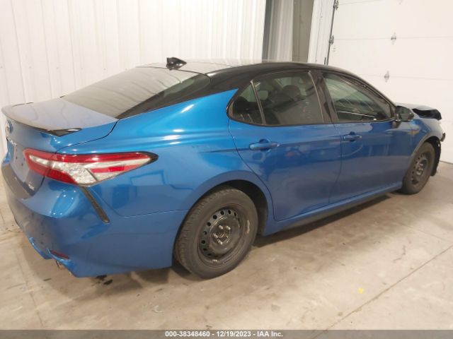 Photo 3 VIN: 4T1BZ1HK5JU013715 - TOYOTA CAMRY 