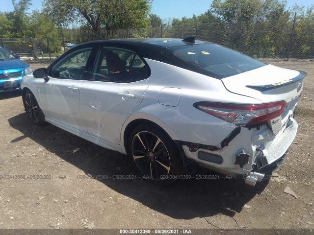 Photo 2 VIN: 4T1BZ1HK5KU027681 - TOYOTA CAMRY 