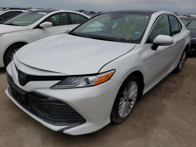 Photo 1 VIN: 4T1BZ1HK5KU030693 - TOYOTA CAMRY XSE 