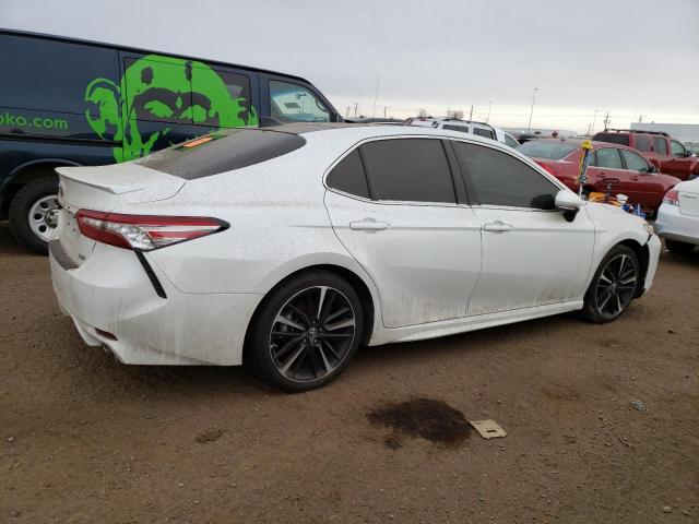 Photo 2 VIN: 4T1BZ1HK6JU003355 - TOYOTA CAMRY XSE 