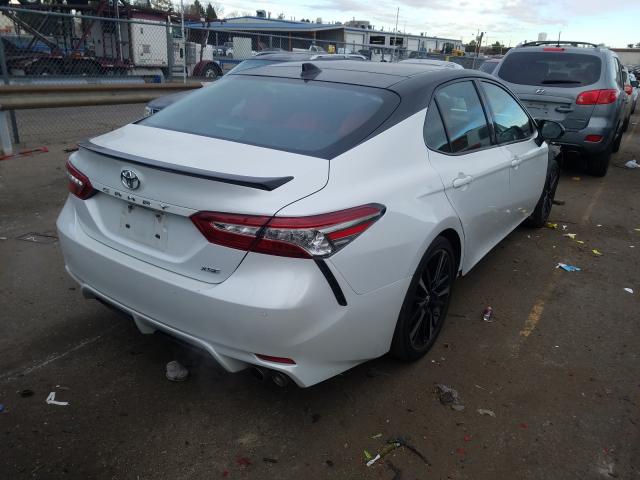 Photo 3 VIN: 4T1BZ1HK6JU006837 - TOYOTA CAMRY XSE 