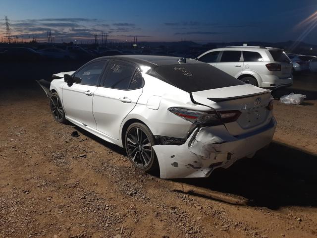 Photo 2 VIN: 4T1BZ1HK6KU025874 - TOYOTA CAMRY XSE 