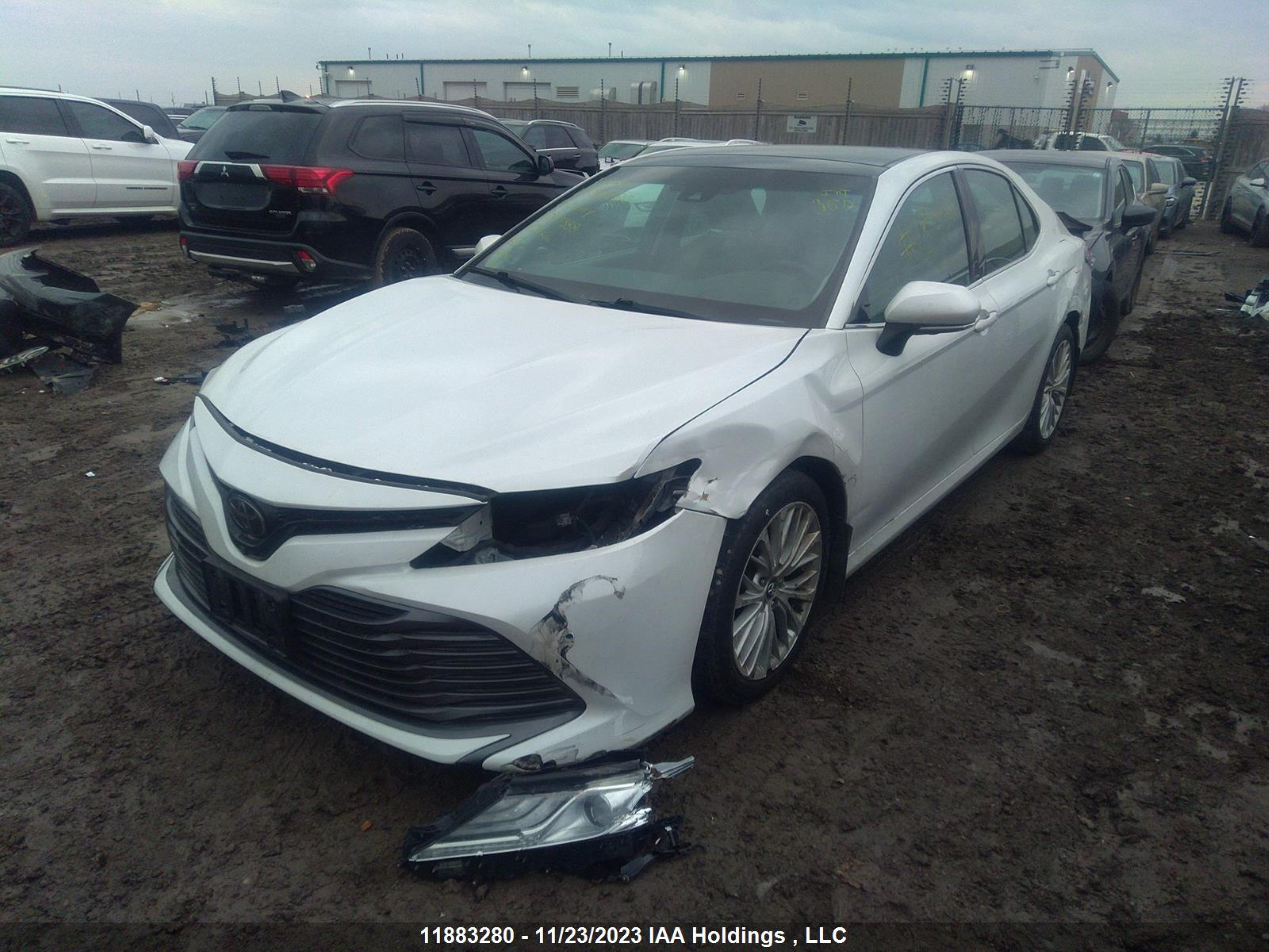 Photo 1 VIN: 4T1BZ1HK7JU009388 - TOYOTA CAMRY 