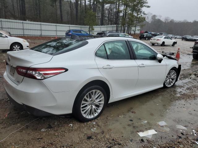 Photo 2 VIN: 4T1BZ1HK7JU016289 - TOYOTA CAMRY 