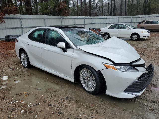 Photo 3 VIN: 4T1BZ1HK7JU016289 - TOYOTA CAMRY 